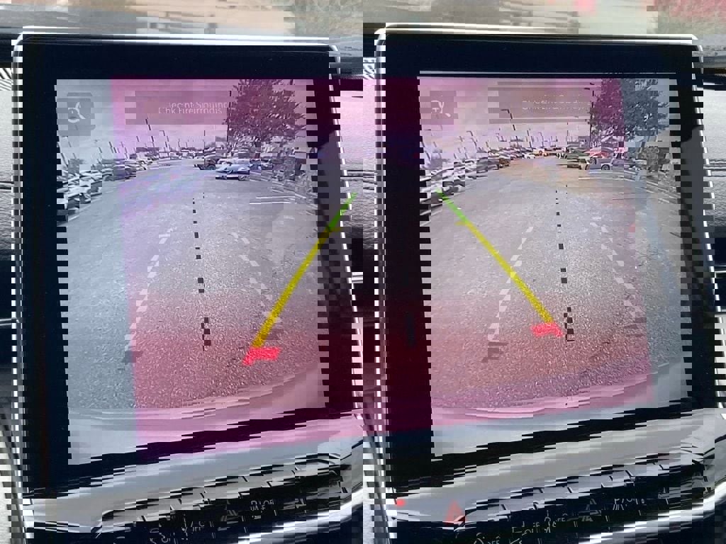 Used 2025 Jeep Compass Limited image 21