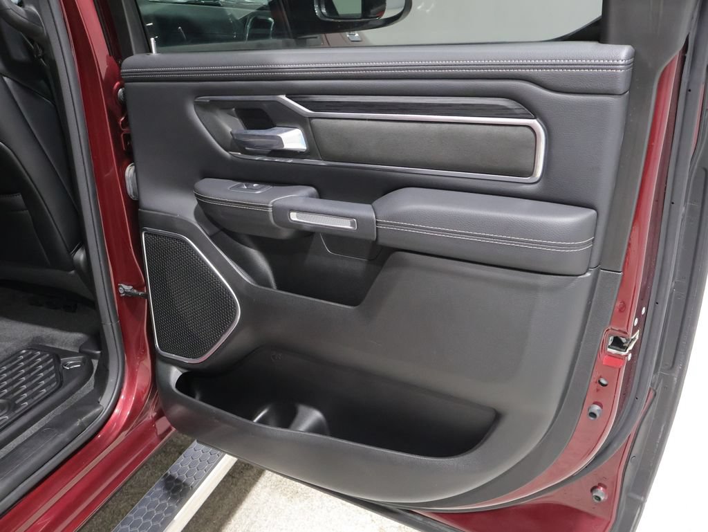 Used 2023 RAM 1500 Laramie AWD/4WD image 22