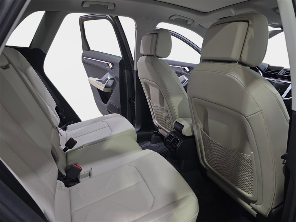 New 2025 Audi Q3 2.0T Premium Plus image 11