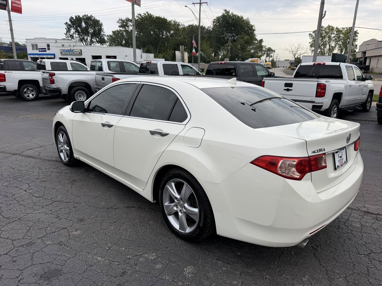 Used 2011 Acura TSX w/ Technology Package FWD image 5