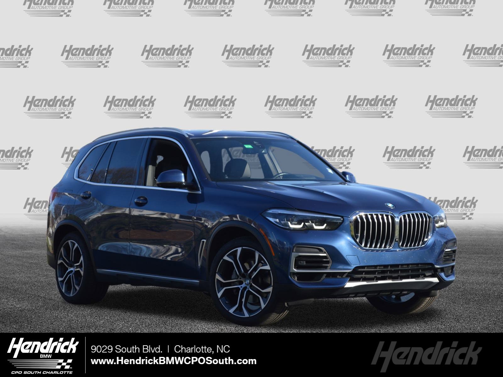 Used 2022 BMW X5 xDrive40i w/ Premium Package image 1