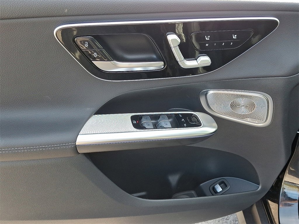 New 2026 Mercedes-Benz GLC 300 4MATIC image 12