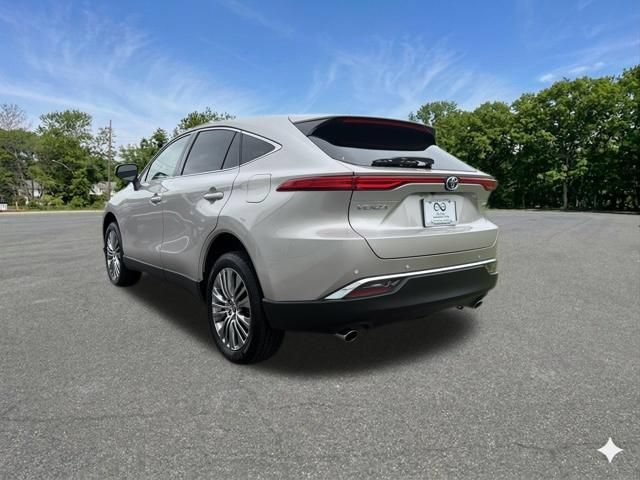 Used 2023 Toyota Venza Limited AWD/4WD image 6