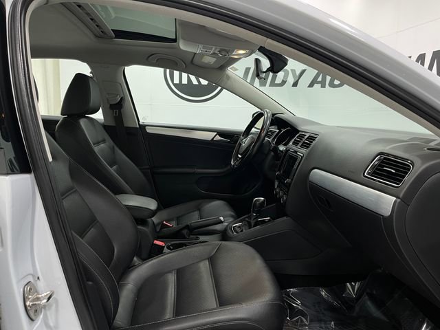 Used 2018 Volkswagen Jetta SEL image 31