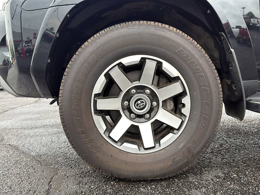 Used 2024 Toyota 4Runner TRD Off-Road AWD/4WD image 14