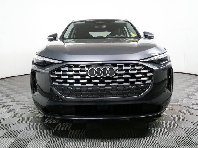 Used 2025 Audi Q5 Premium Plus w/ Premium Plus AWD/4WD image 36