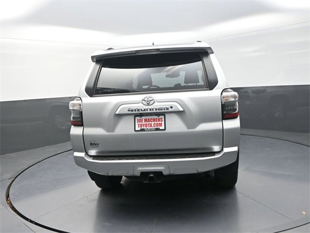 Used 2020 Toyota 4Runner SR5 image 6