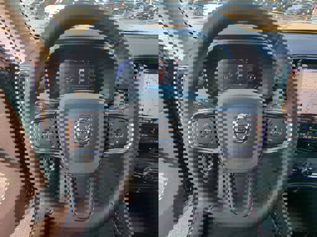 New 2026 Volvo XC40 B5 Core w/ Protection Package Premier image 21