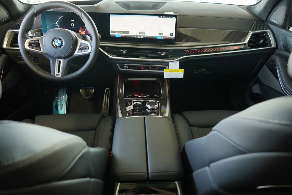New 2026 BMW X7 M60i w/ Climate Comfort Package image 10
