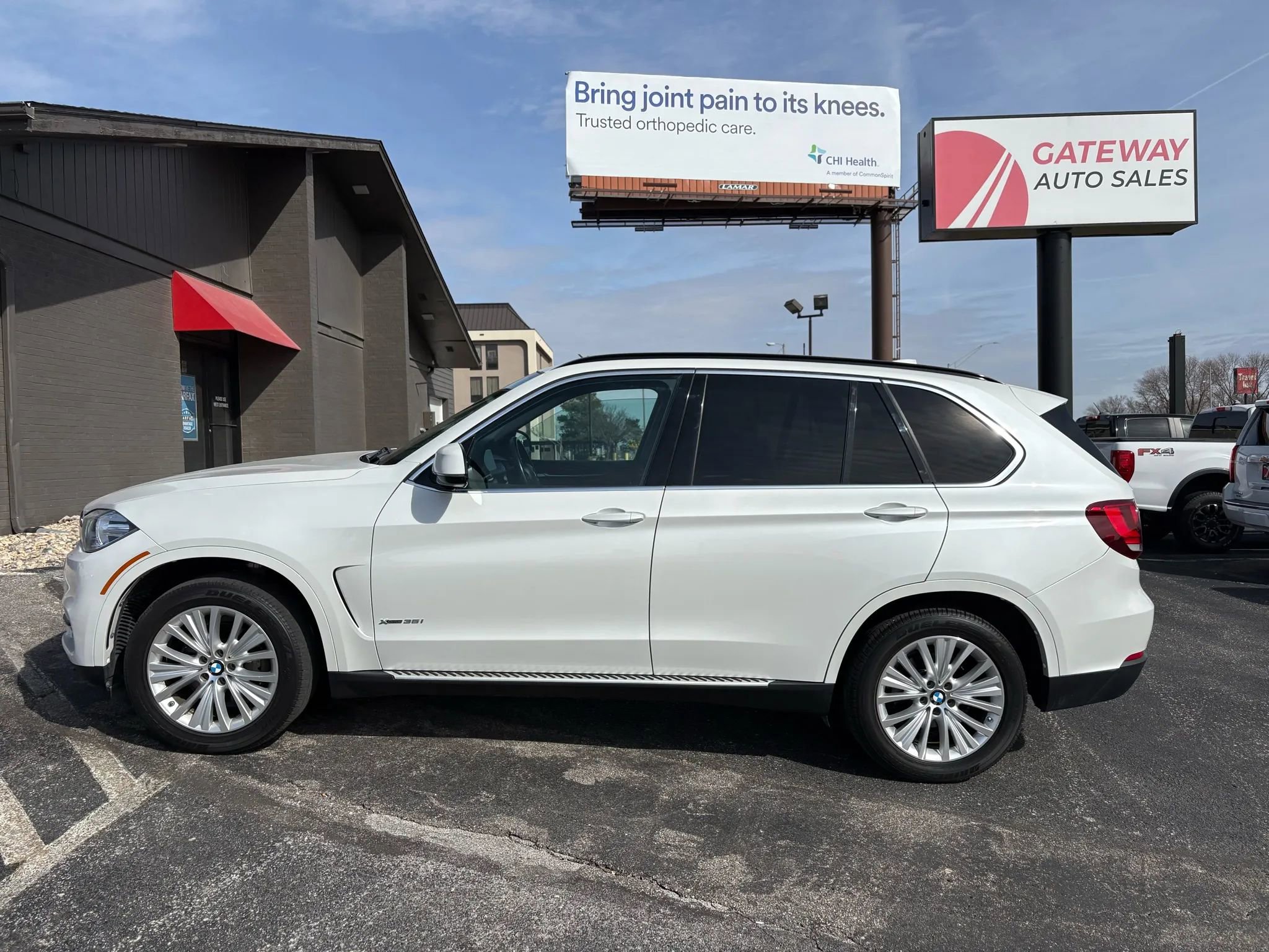 Used 2016 BMW X5 xDrive35i image 2