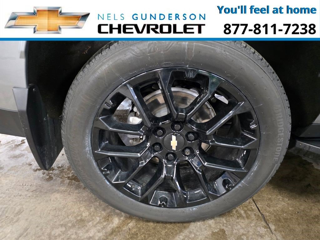 Certified 2023 Chevrolet Suburban LS w/ Driver Alert Package image 5