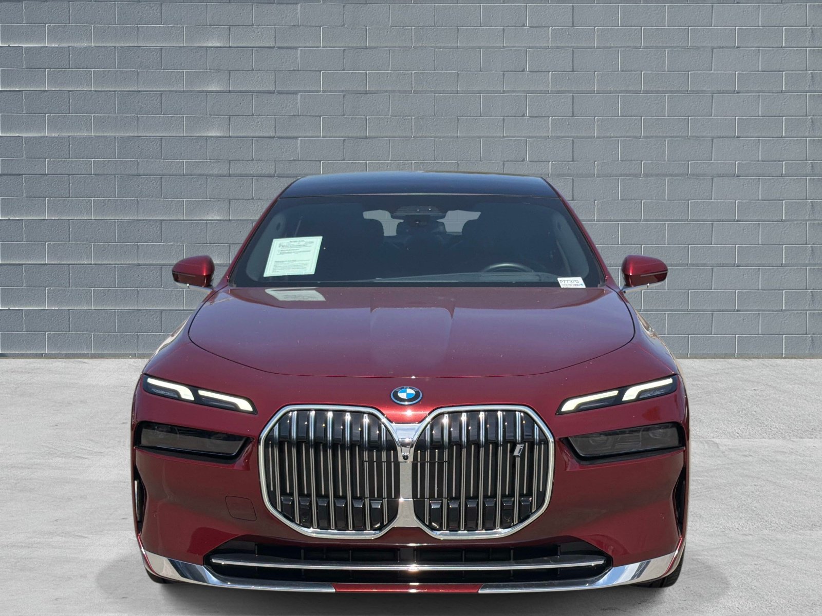 Used 2026 BMW i7 eDrive50 RWD image 2