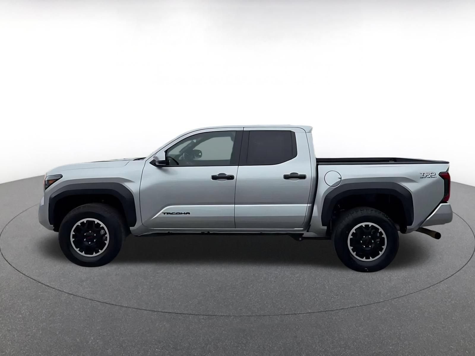 Used 2025 Toyota Tacoma TRD Off-Road AWD/4WD image 8