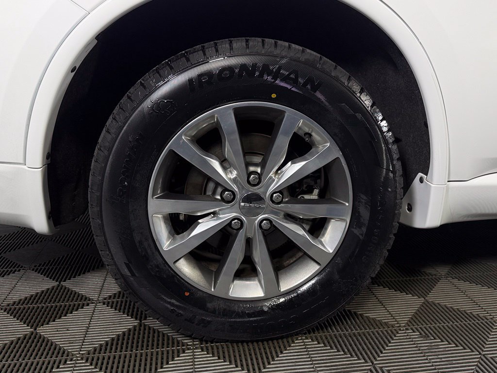 Used 2025 Dodge Durango GT w/ Blacktop Package RWD image 12