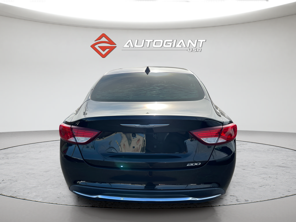 Used 2017 Chrysler 200 Limited Platinum FWD image 6