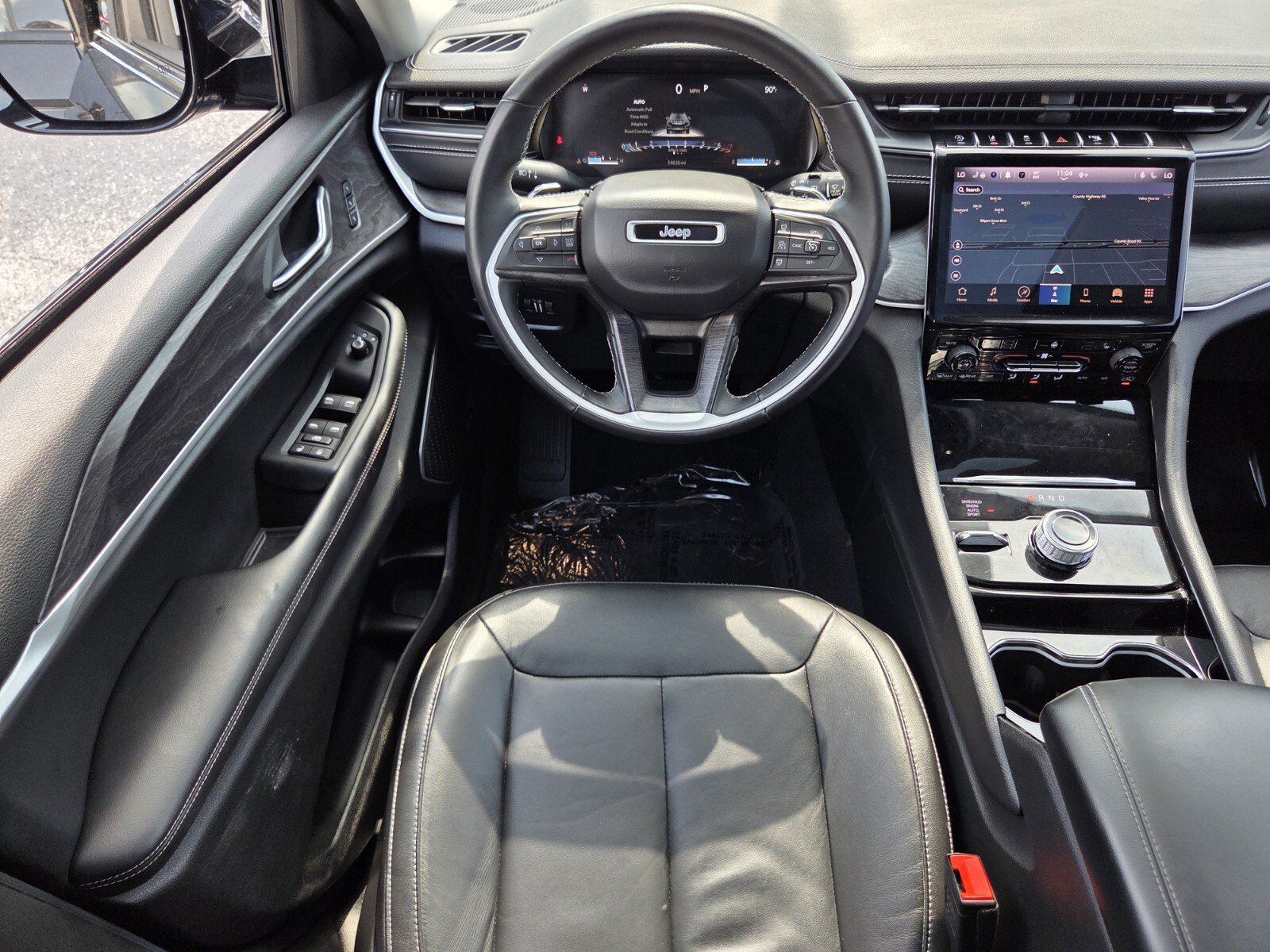 Used 2022 Jeep Grand Cherokee Limited AWD/4WD image 12
