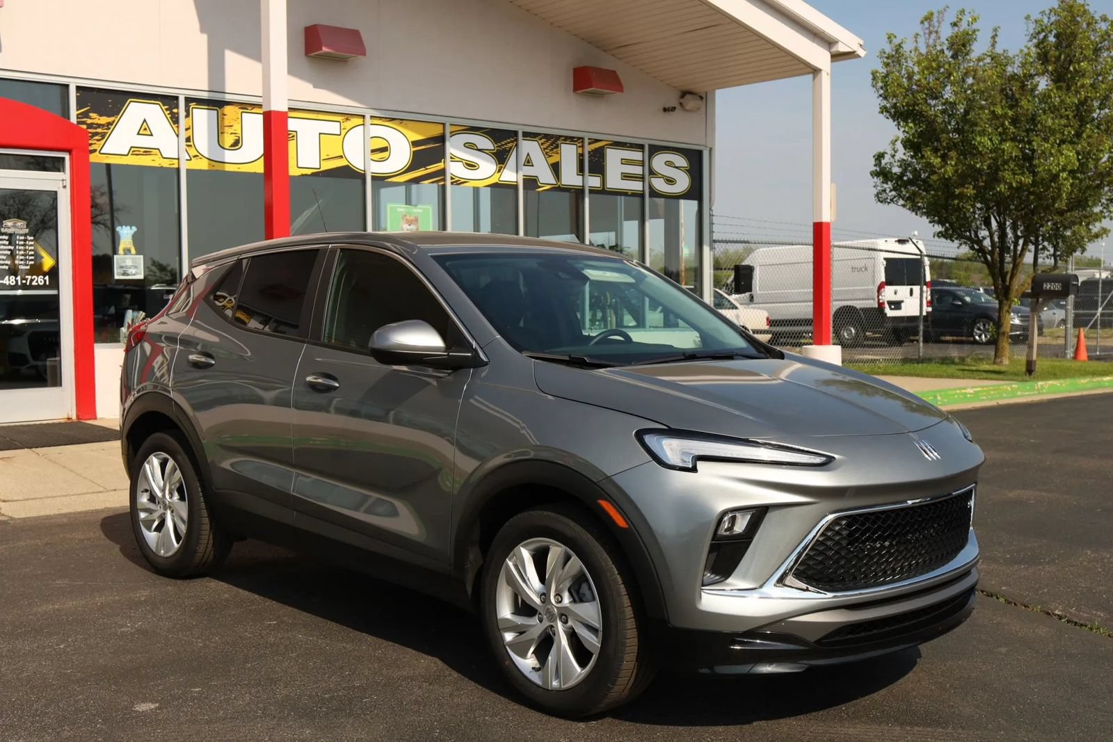 Used 2025 Buick Encore GX Preferred FWD image 3