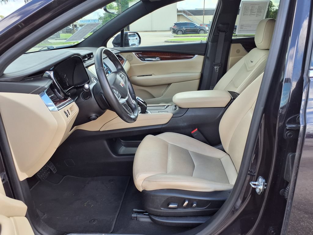 Used 2018 Cadillac XT5 Luxury FWD image 17