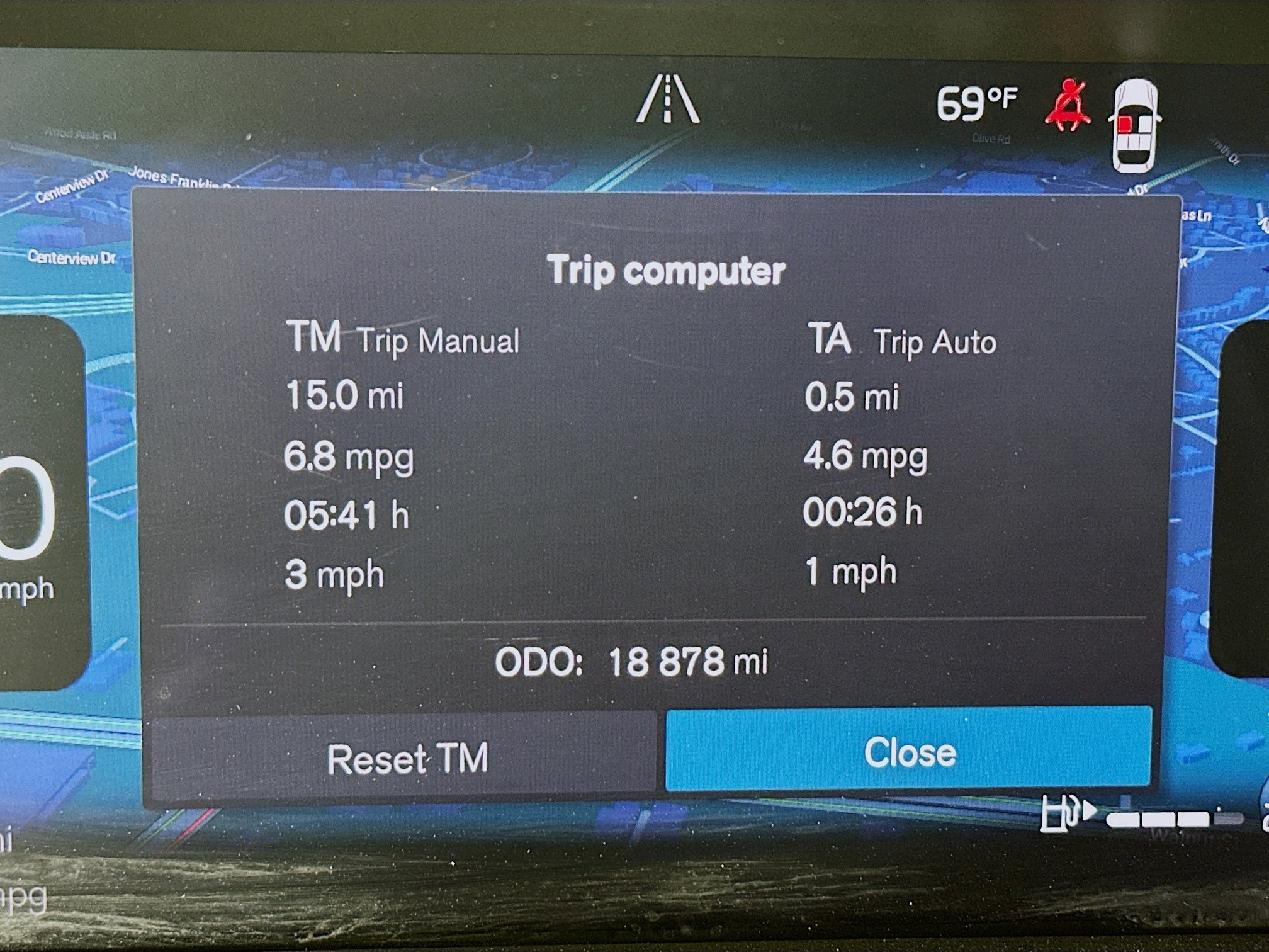 Used 2025 Volvo XC40 B5 Plus image 19