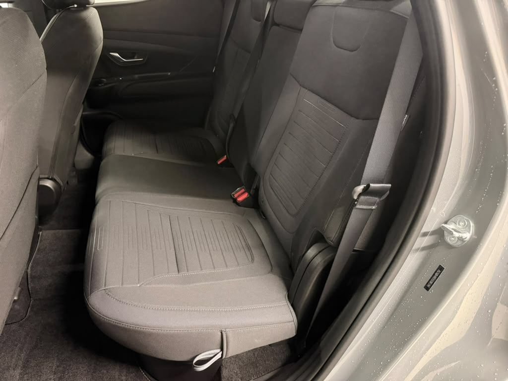 Used 2024 Hyundai Santa Cruz SEL AWD/4WD image 32