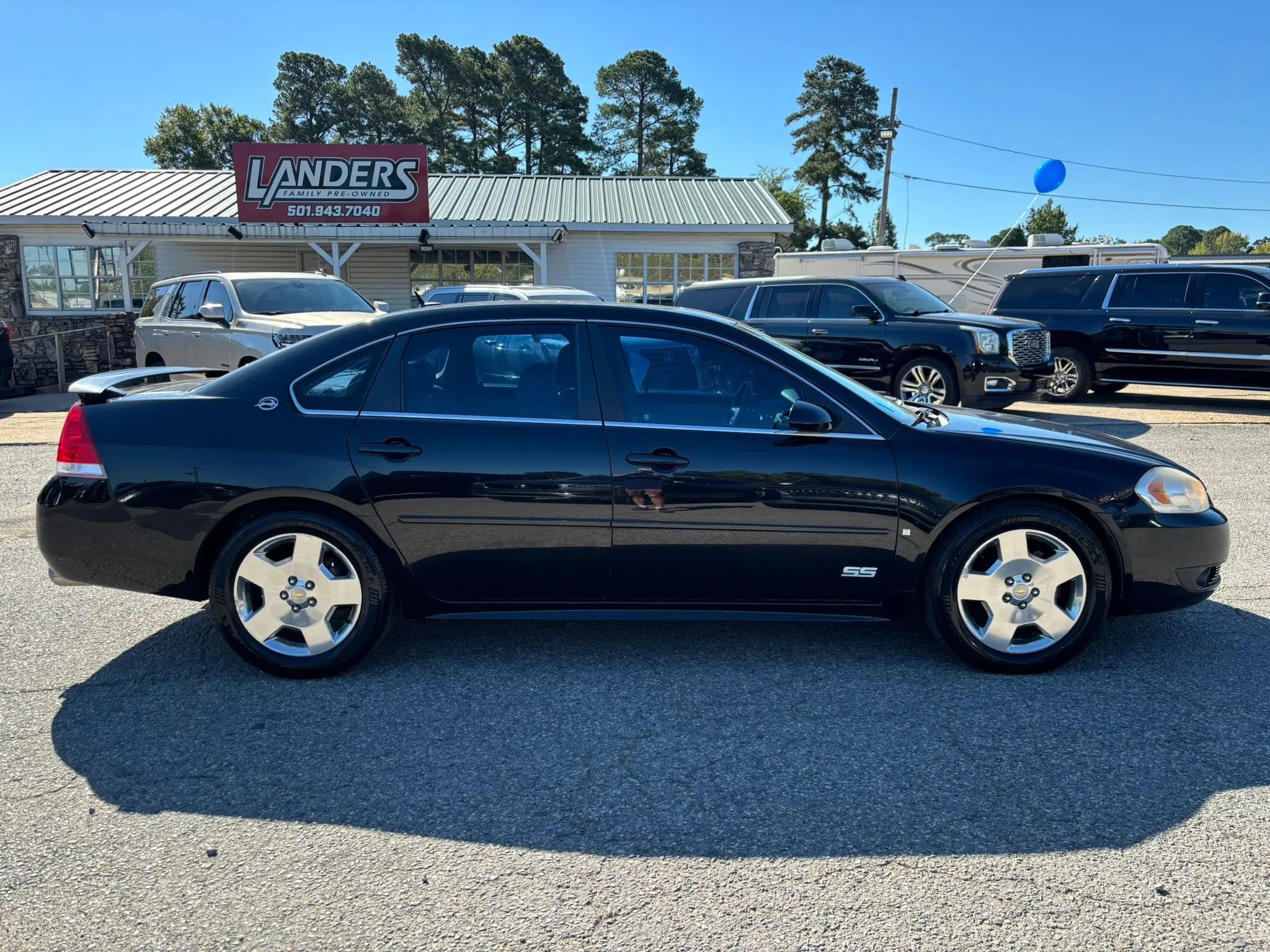 Used 2009 Chevrolet Impala SS w/ Convenience Package FWD image 6