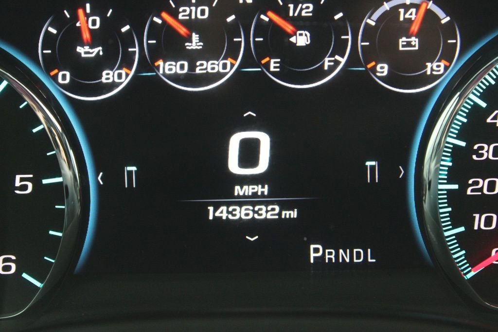 Used 2017 Chevrolet Tahoe LT w/ LT Signature Package image 40