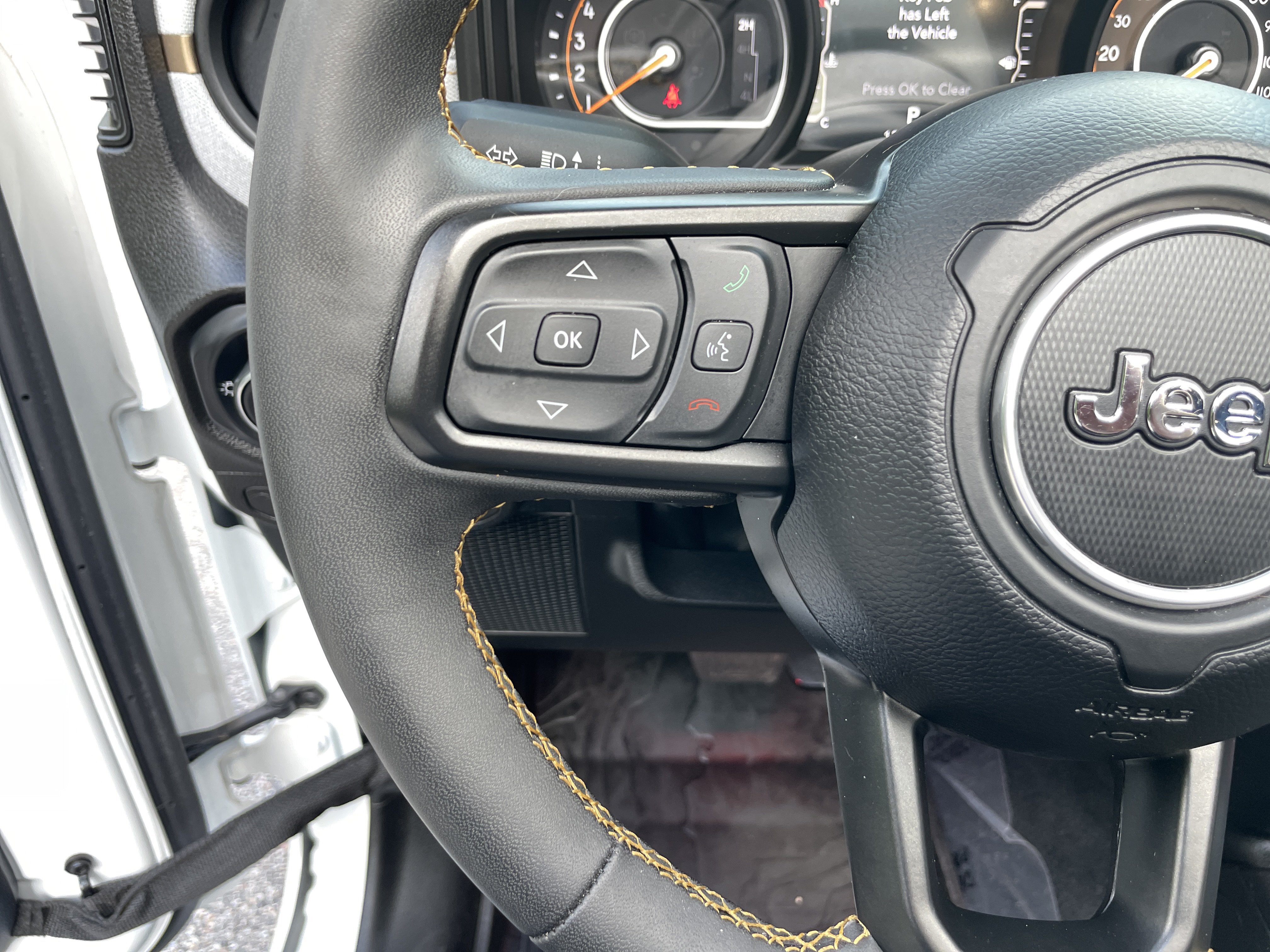 Used 2024 Jeep Wrangler Unlimited Sport AWD/4WD image 18