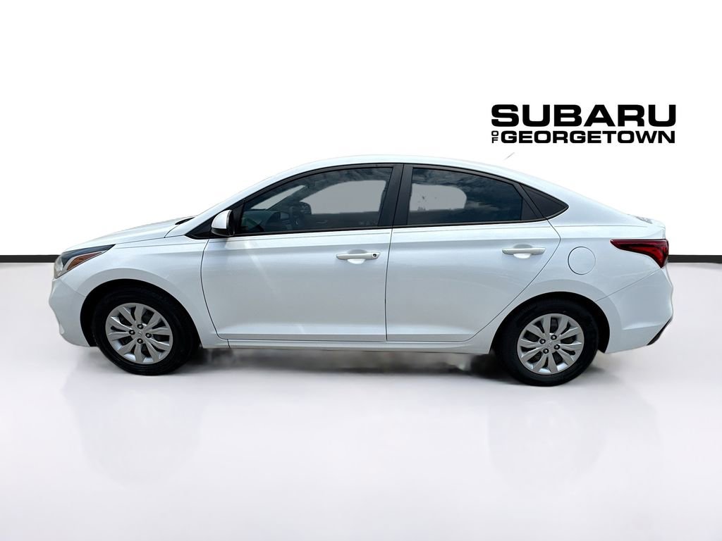 Used 2021 Hyundai Accent SE FWD image 4