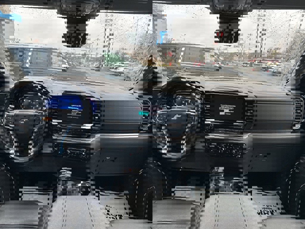 Used 2024 Chevrolet Silverado 1500 LTZ w/ Technology Package image 2