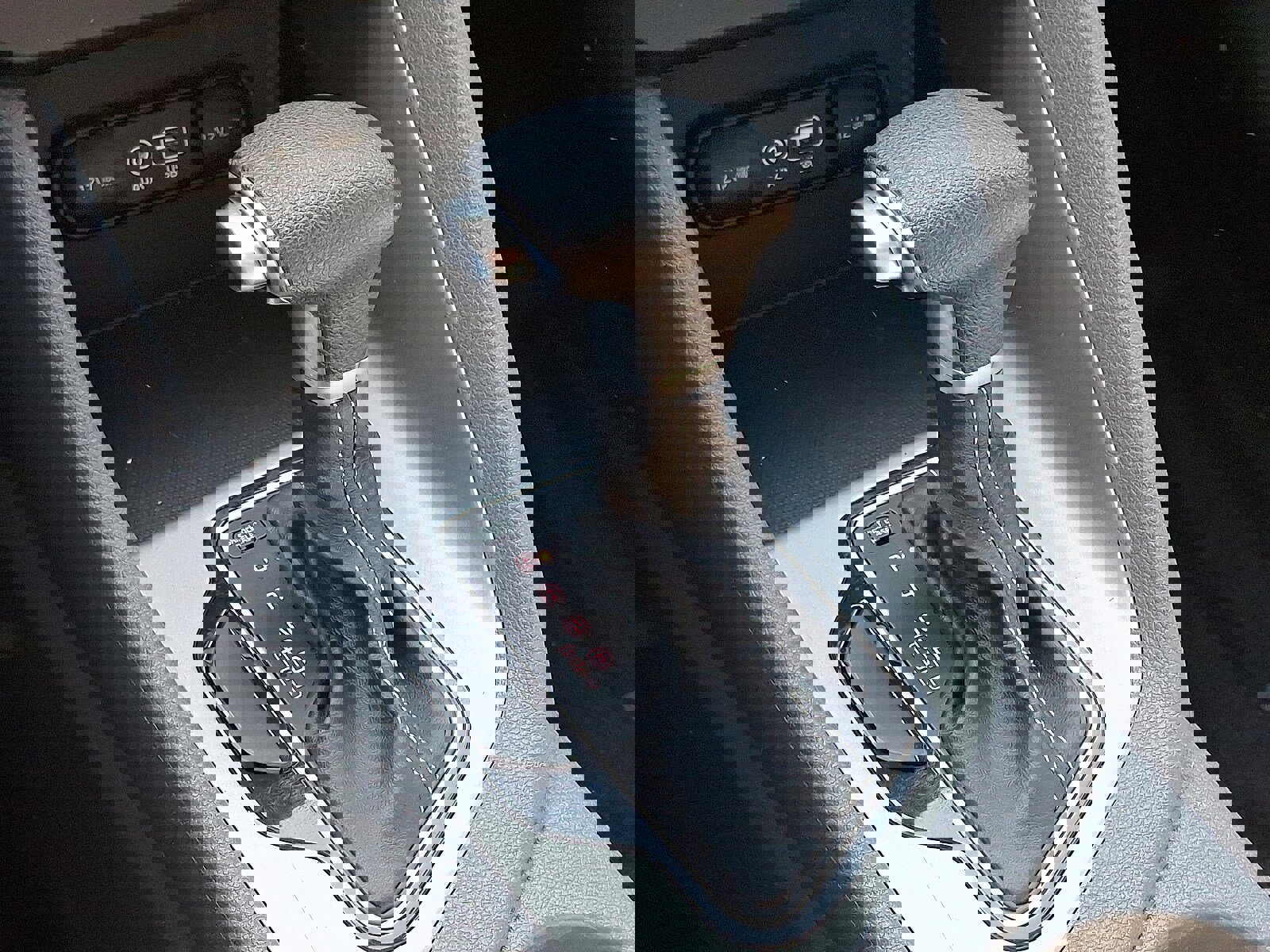 Used 2017 Kia Niro FE image 15