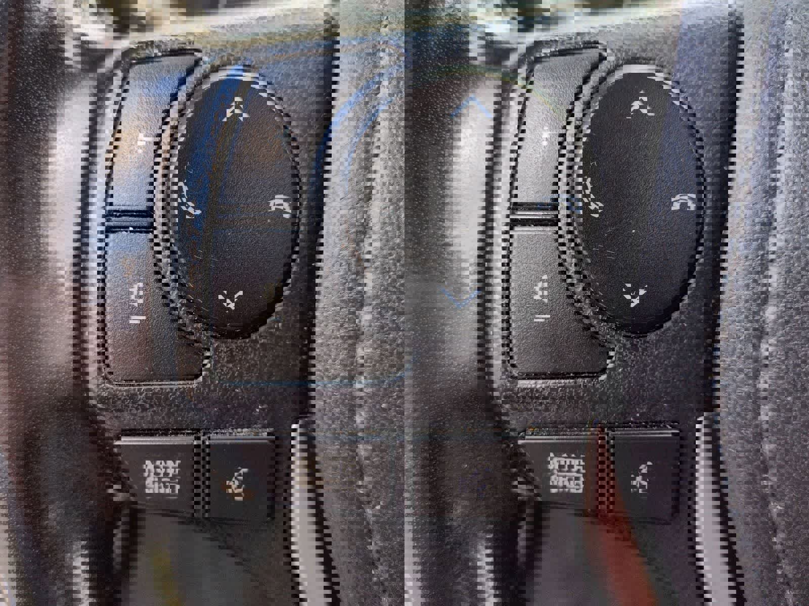 Used 2016 Toyota RAV4 Limited image 22