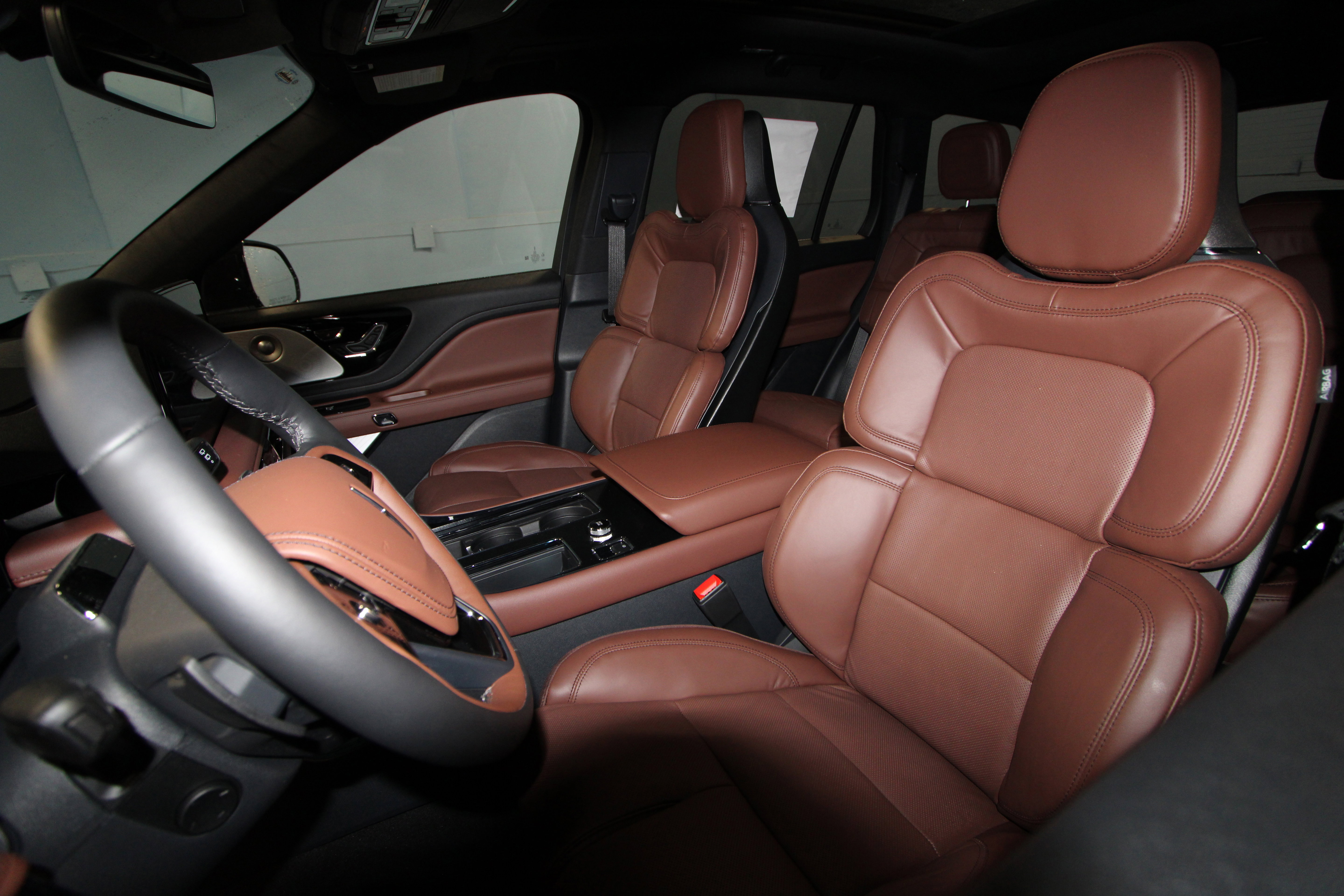 New 2026 Lincoln Aviator Reserve image 3