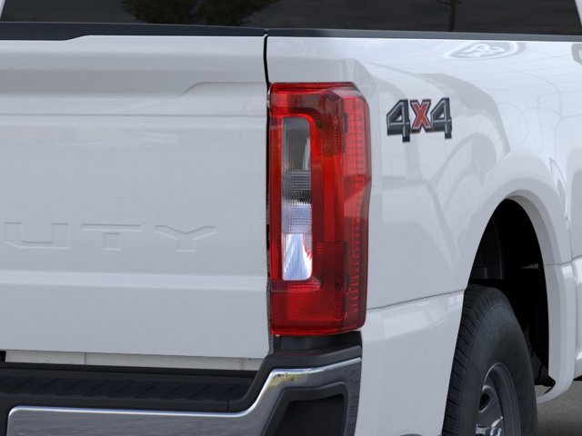 New 2026 Ford F250 XL w/ XL Chrome Package AWD/4WD image 21