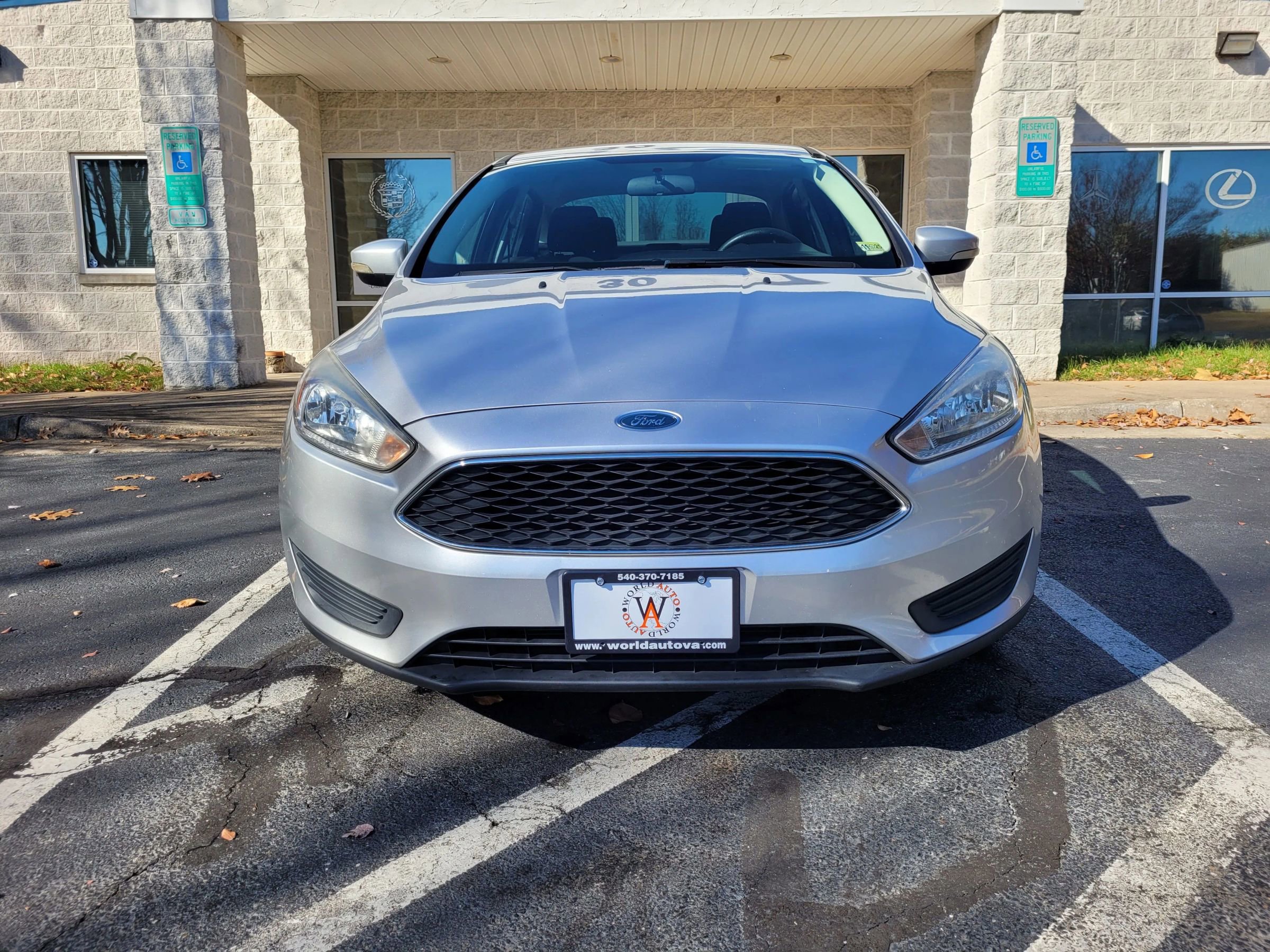 Used 2017 Ford Focus SE image 12