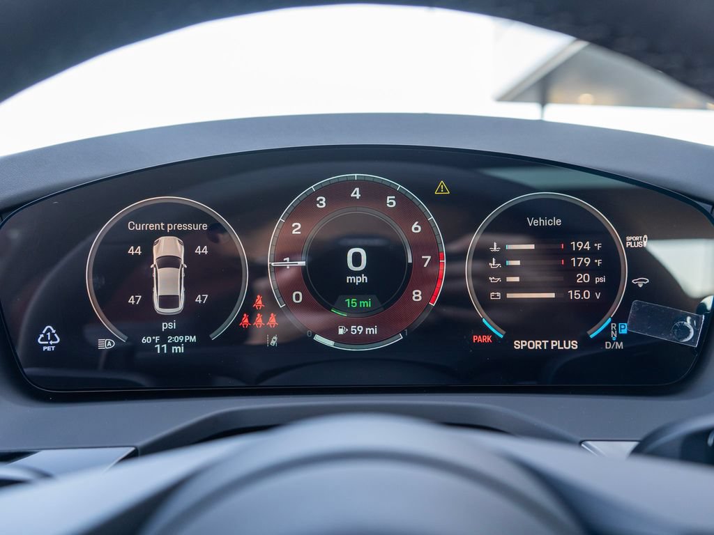 Used 2026 Porsche Panamera 4 E-Hybrid AWD/4WD image 17