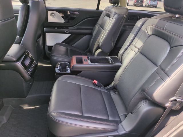 Used 2021 Lincoln Aviator Reserve w/ Equipment Group 202A AWD/4WD image 30
