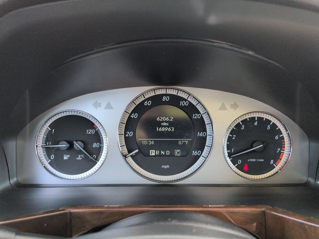 Used 2010 Mercedes-Benz GLK 350 4MATIC image 16