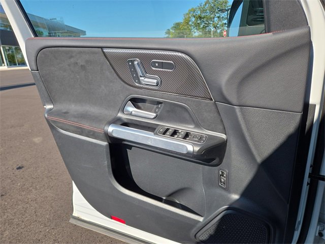 New 2024 Mercedes-Benz GLB 250 4MATIC image 22