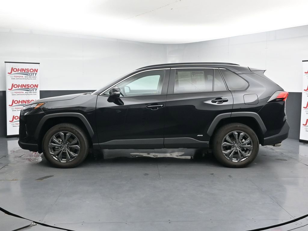 Used 2024 Toyota RAV4 XLE Premium w/ Weather Package AWD/4WD image 5