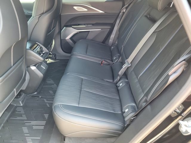 New 2026 Cadillac Lyriq Signature Sport w/ LPO, Floor Liner Package image 25