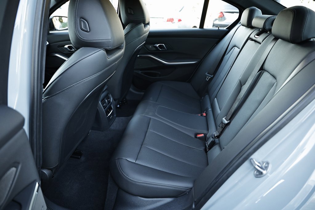 New 2026 BMW 330i Sedan w/ M Sport Package image 26