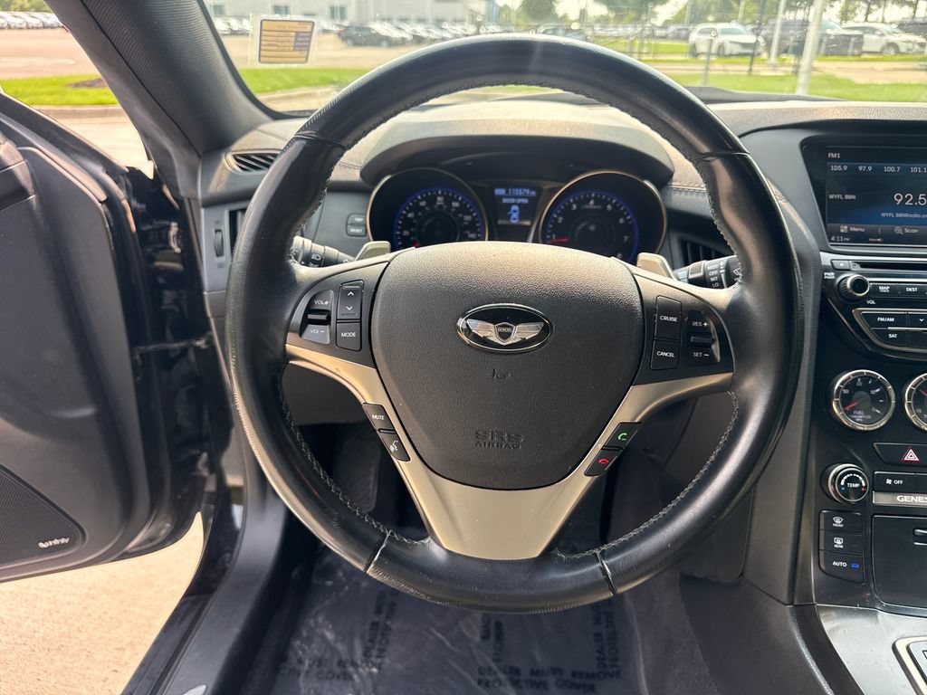 Used 2014 Hyundai Genesis 2.0T RWD image 19