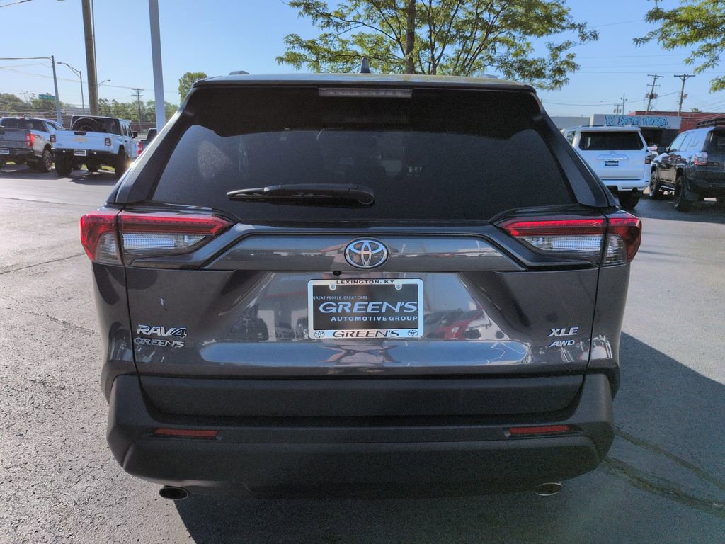 Certified 2023 Toyota RAV4 XLE w/ Convenience Package AWD/4WD image 4