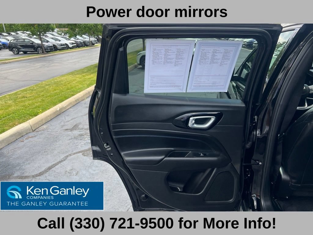 Used 2026 Jeep Compass Latitude AWD/4WD image 41