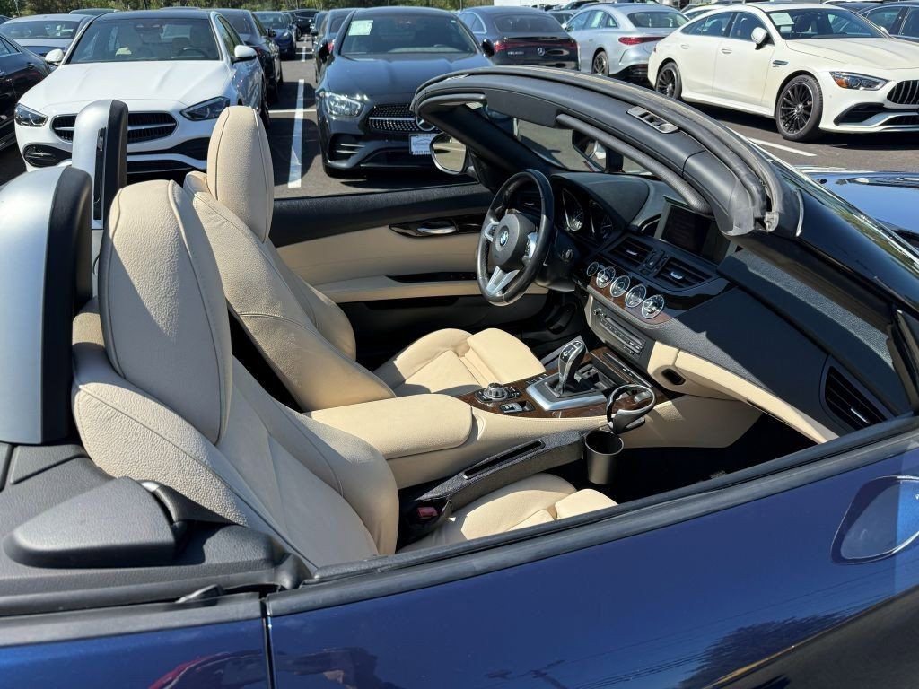 Used 2013 BMW Z4 sDrive35i image 5