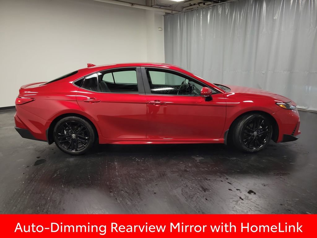 Used 2026 Toyota Camry SE image 9