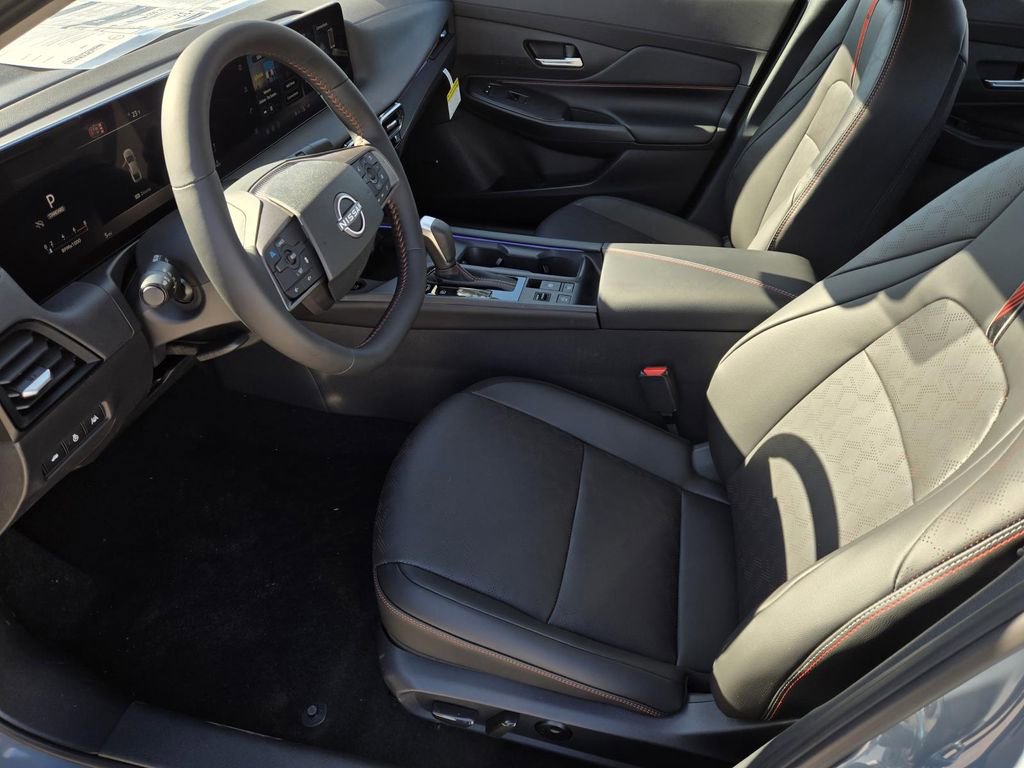 New 2026 Nissan Sentra SR w/ SR Premium Package FWD image 20