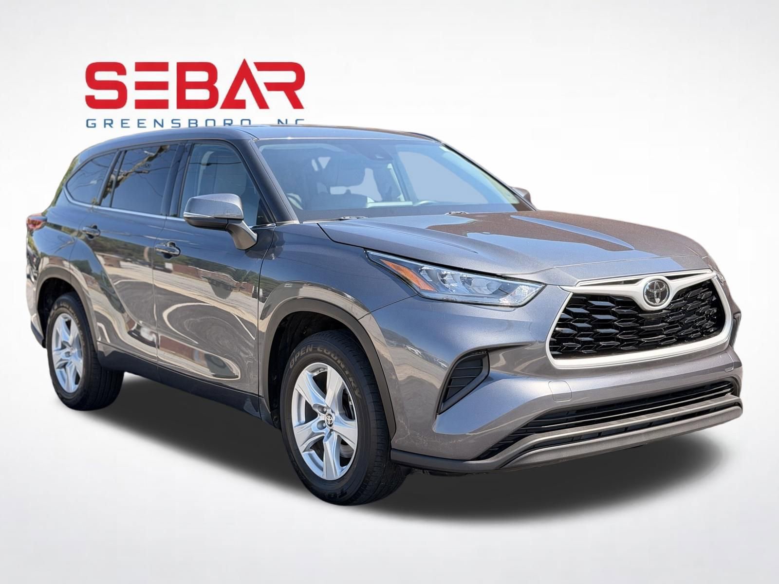 Used 2020 Toyota Highlander L FWD image 3