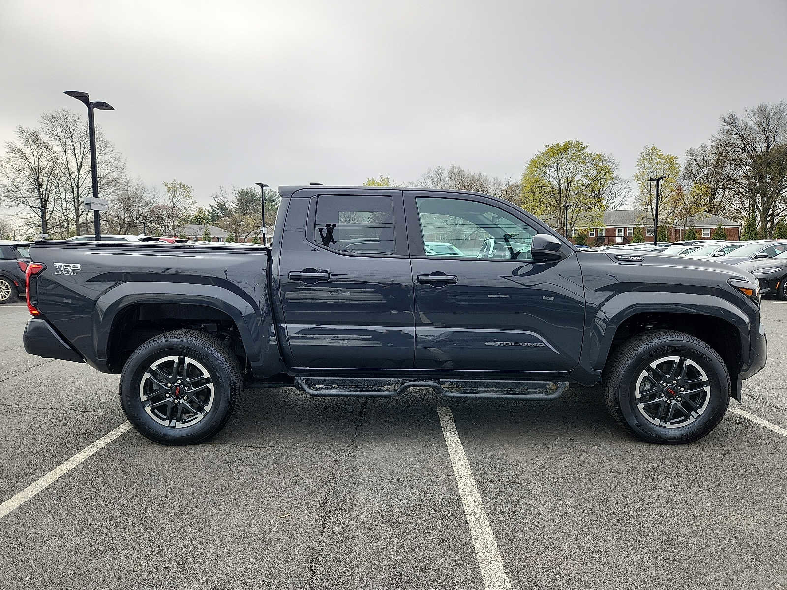 Used 2025 Toyota Tacoma TRD Sport AWD/4WD image 7