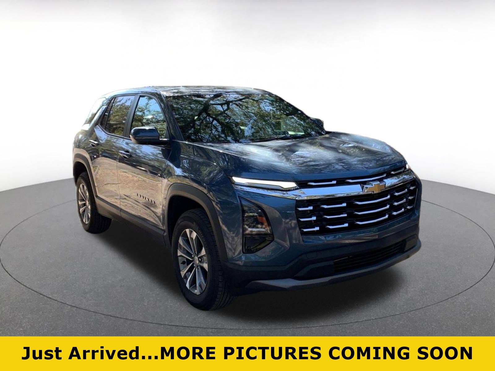 Used 2025 Chevrolet Equinox LT